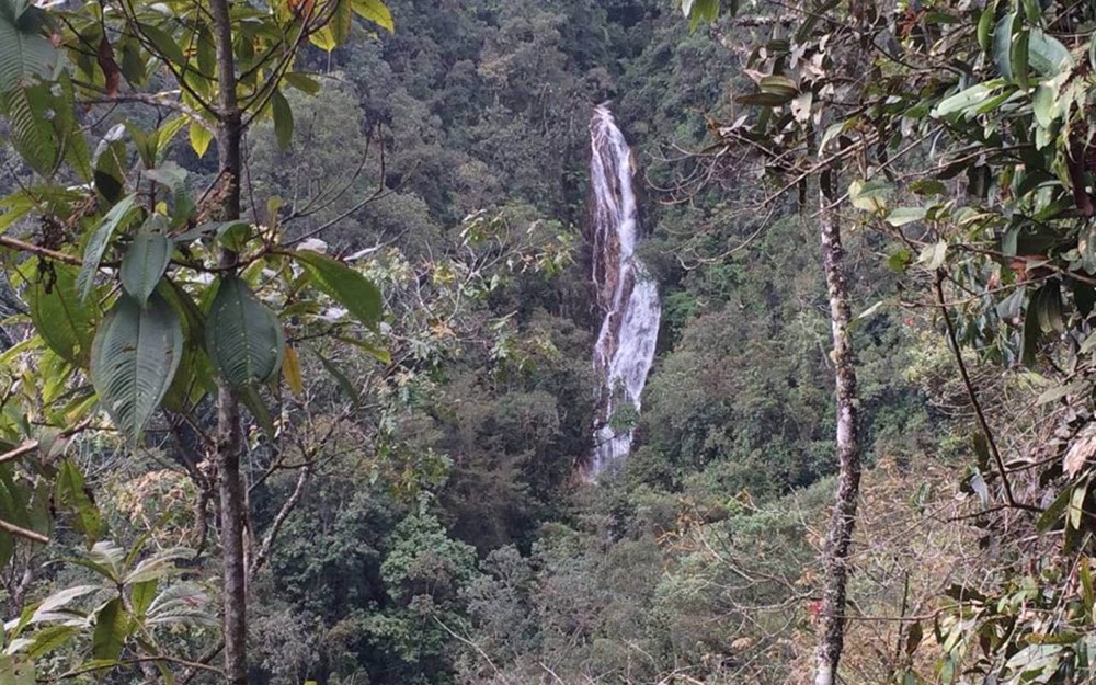 Senderismo extremo al Salto del Ángel